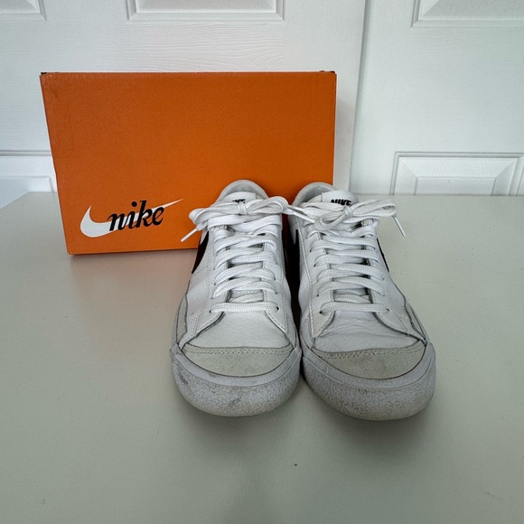 Nike Kids Blazer Sneaker Shoes Low Top '77 Sz 6Y Youth Unisex Streetwear Retro - Picture 6 of 9